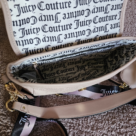 Juicy Couture Angel Charm City Pink Crossbody Shoulder Purse w/ Matching‎ Wallet - Picture 5 of 8